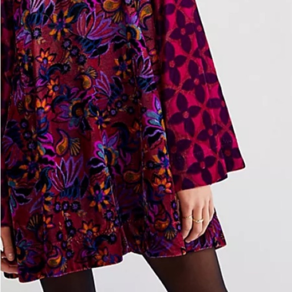 Free People dress tunic medium Mary Mod Velvet Mini Bell Sleeves boho hippie - Picture 3 of 8